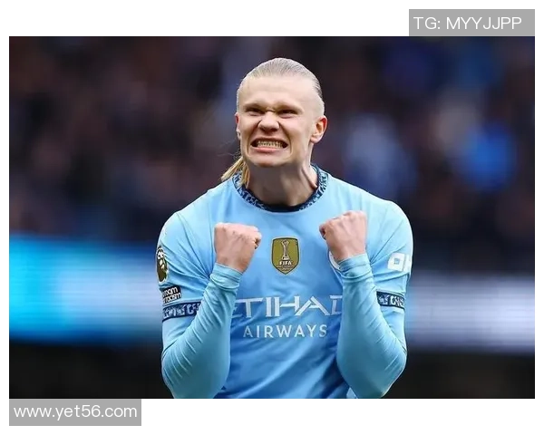 足球巨星华丽变身全新模版展现赛场与生活双重魅力